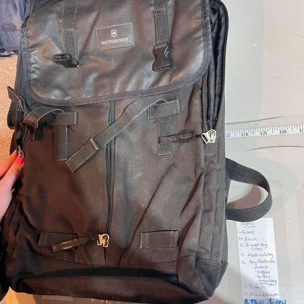 Victorinox Men's Altmont‎ Flapover Expandable Laptop Backpack Bag Black Large